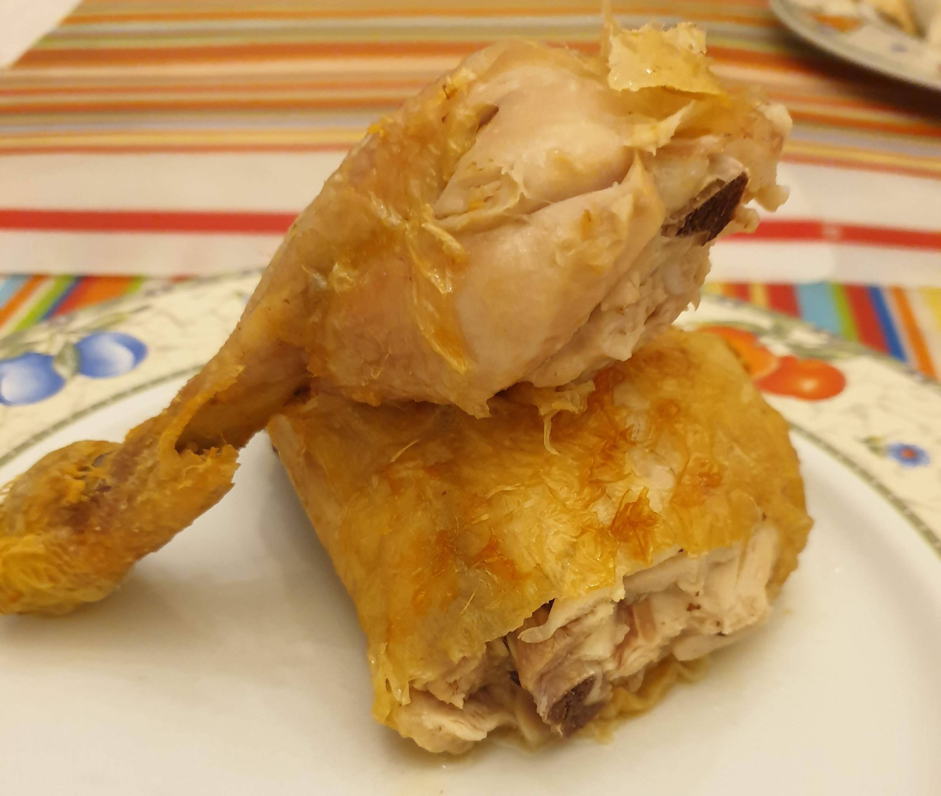 Pollo fritto nella friggitrice ad aria, croccante e sano