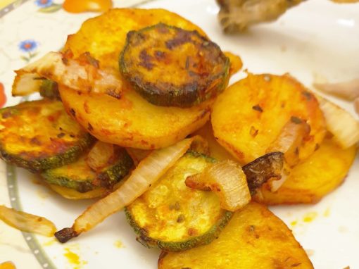 Contorno di verdure cotto nella friggitrice ad aria